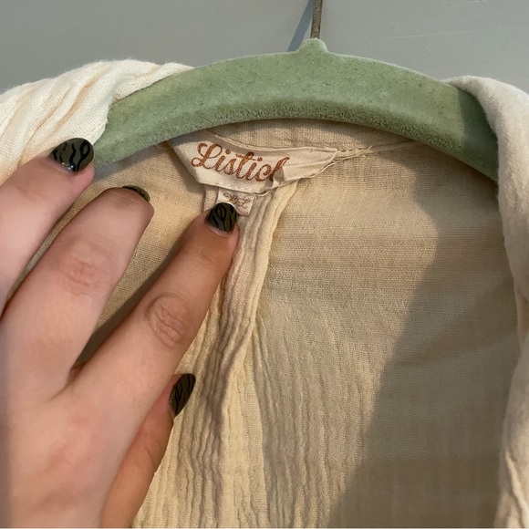 Listicle Button Down Oversized Top - Picture 2 of 4